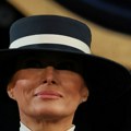 Melanija Tramp u središtu kontroverze: Izdavač briše deo knjige zbog spornih tvrdnji, ona uradila samo ovo