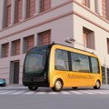 Autonomni autobus udaren sat vremena nakon početka rada u javnom prevozu