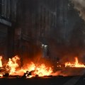 Sve krvaviji protesti u Francuskoj: Mlada devojka ostala bez oka! Ležala u svojoj krvi, snimljena je telefonom