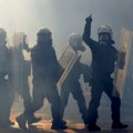 Novi sukobi demonstranata i policije u Tirani, policija upotrebila suzavac