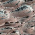 Neobična pojava: Oblici na Marsu koji jako podsećaju na drveće