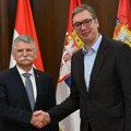 Vučić se sastao sa Keverom: Odnosi Srbije i Mađarske temelje se na bratskim vezama, međusobnom poverenju i poštovanju