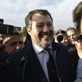 Italijanski vicepremijer Mateo Salvini oslobođen optužbi za zadržavanje migranata na moru