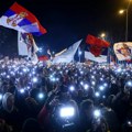 Blokada u Novom Sadu: Studenti krenuli ka mostu, građani u kolonama pristižu u Novi Sad UŽIVO