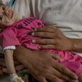 Jezive scene u Gazi! Deca u umiru od gladi u naručju svojih majki, svet samo posmatra: Ukupan broj žrtava od neuhranjenosti…