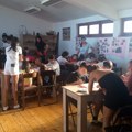 Umetnost kao most razumevanja u Rasadniku: Deca se izražavala bojom i rečju