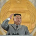 „Poštovani drug“ Kim Džong Un primio čestitke od Vučića