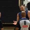 Isplivao snimak Jokića sa sudijama! Srbin im deli lekcije o suđenju, a oni mirno stoje i slušaju
