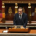Francuski premijer predlaže suspenziju penzione reforme do predsedničkih izbora 2027.