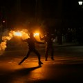 Napad na policijsku stanicu u Atini: Bačeno najmanje pet "molotovljevih" koktela