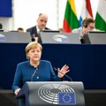 Evropa odala priznanje Merkelovoj, ali senke njene politike prema Rusiji ostaju