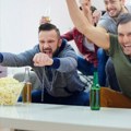 I gledanje fudbala sagoreva salo – kad vas ponese uzbuđenje Pogledajte koliko to iznosi u kalorijama!