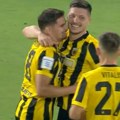 Kad je muka, tu je Luka: Srbin rešeta mreže, dva gola Jovića za AEK (video)