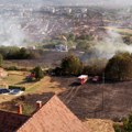 Požar u Čačku, gori blizu porodičnih kuća: Dim prekrio naselje