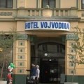 Prvi Zbor građana MZ “Stari grad” u dvorištu hotela “Vojvodina”