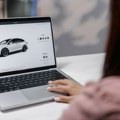Hteo da kupi auto preko interneta: Ostao bez 12.500 evra!
