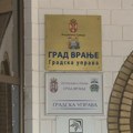 Skandal u vranjskoj školi: Direktorka ignoriše naloge inspekcije, bibliotekar bez prava na dopunu norme