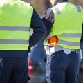 Napravili četiri prekršaja, pa još i pobegli: Srpski državljani platili debelu kaznu u Budvi! Izrečena im zabrana