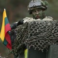 Litvanski general: Vojnici bi u ratu s Rusijom ratovali Molotovljevim koktelima