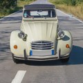Legendarni "spaček" dobija modernu verziju - upravo je stigla prva fotka novog modela, a najavljena cena je posebno iznenađenje…
