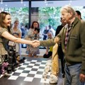 Otvorena izložba „Iluzije treba čuvati na sobnoj temperaturi“ Marka Crnobrnje i Stefana Tićmija u galeriji Novembar (FOTO)…