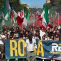 Klicali Musoliniju! Ekstremni desničari protestovali u Rimu: Zahtevaju povratak migranata u njihove matične zemlje! (video)