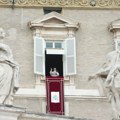Pobedio tešku bolest i izašao pred vernike: Papa Lav XIV prvi put u javnosti samo pet dana nakon operacije raka pluća