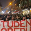 Studenti pjevali ispred SDP – Lijte kiše, hladne vode, Rasim ode, Rasim ode
