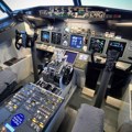 [REPORTAŽA] „Fly One“ simulator Boinga 737NG na Novom Beogradu: Kako sve profesionalci mogu koristiti novi simulator letenja…