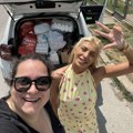 Tijana i Suza čitav dan delile pomoć