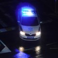 Vezali i krvnički mučili cimera u Borči! Jedan ga tukao rukama, nogama, pa dohvatio čekim, drugi sve snimao: Jezivo nasilje u…