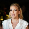 "Milica bi volela da sedne sa njegovom ženom, da se dogovore" Pevačica o koleginicom oženjenom partneru: Njih dve treba da se…