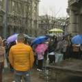 Protest roditelja-negovatelja: "Nacrt zakona usvojen, ali nije javno objavljen, ne znamo kako izgleda"
