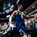 Poklonite se najvećem - Nikola Jokić uradio nešto što nisu uspeli ni Džordan, Brajant, LeBron... Srbin se zlatnim slovima…