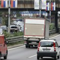 Prevara SMS porukama: Putevi Srbije upozoravaju da ne otvarate linkove o putarini i prekršajima
