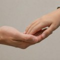 Dečak koji je pokušao suicid, mesecima bio bez zakonskog staratelja