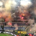 Haos u rimskom derbiju - baklje i bombe "zapalile" stadion: Huligani napravili haos, a meč nije ni počeo! (video)