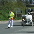 Radovi JKP „Parking servis“ u Nišu: Zamena sijalica, proširenje javnog osvetljenja i obeležavanje saobraćajne…