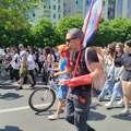 Pola godine od pada nadstrešnice: Građani stigli do Mosta slobode (FOTO, VIDEO)