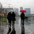 Sutra promenljivo oblačno, popodne i uveče kiša i pljuskovi sa grmljavinom