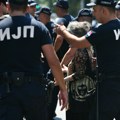 Policija noćas legitimisala 138 osoba: Tri dovedene do službenih prostorija, podnete četiri prekršajne prijave