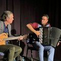 Na letnjoj sceni Pozorišnog muzeja, održan je koncert ,,Razgovori”