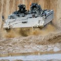 Britanski vojnici se tresli i povraćali u Ajaksu! Borbeno vozilo od 10 miliona funti pravili 8 godina i sada je van upotrebe…