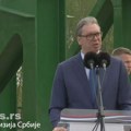 „Umesto da odu na posao, radnici su odveženi da aplaudiraju Vučiću dok otvara mostić na Tamišu“: Šta još otkriva zrenjaninska…