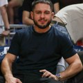 Cela Arena mu skandirala kad je pretukao Bojkovića, proziva se često, sad u Pioniru gleda Zvezdu i Partizan