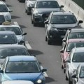 Savet AMSS vozačima: Šta nikako ne smete ostavljati u automobilu zbog opasnosti od požara i eksplozije