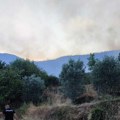 Požari i dalje aktivni na području Sanskog Mosta i Bosanskog Grahova, građani pozvani da budu u pripravnosti