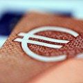 Forbes Magazin: Više rate za kredite ne stižu odmah, ali će sigurno i dalje rasti