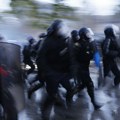 Francuske vlasti: Oko 1.000 ljudi privedeno tokom protesta širom zemlje