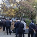 U Leskovcu na pojedinim mestima do 10 sati glasalo i do 20 odsto birača